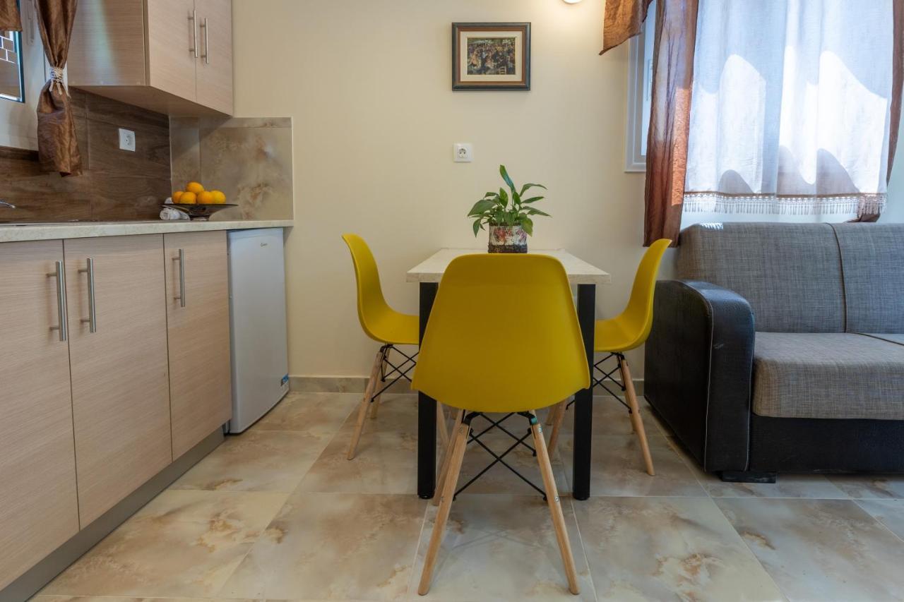 Bougainvillea House With Private Garden Καλαμάτα Εξωτερικό φωτογραφία